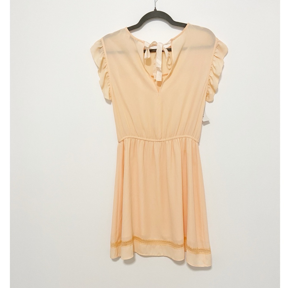 NWT Aritzia Sunday Best Eloise Ruffle Dress in Pale Peach Size S - Picture 2 of 7